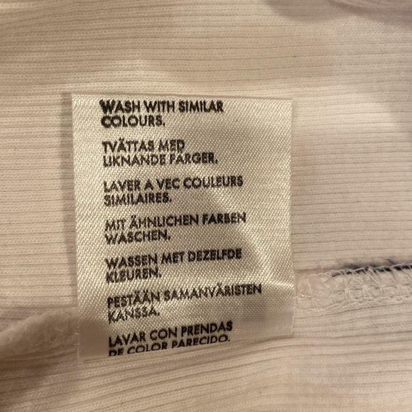 L.O.G.G. Tank Top Unisex, comfortable fit, white, made for H&M, size Medium - Picture 9 of 15